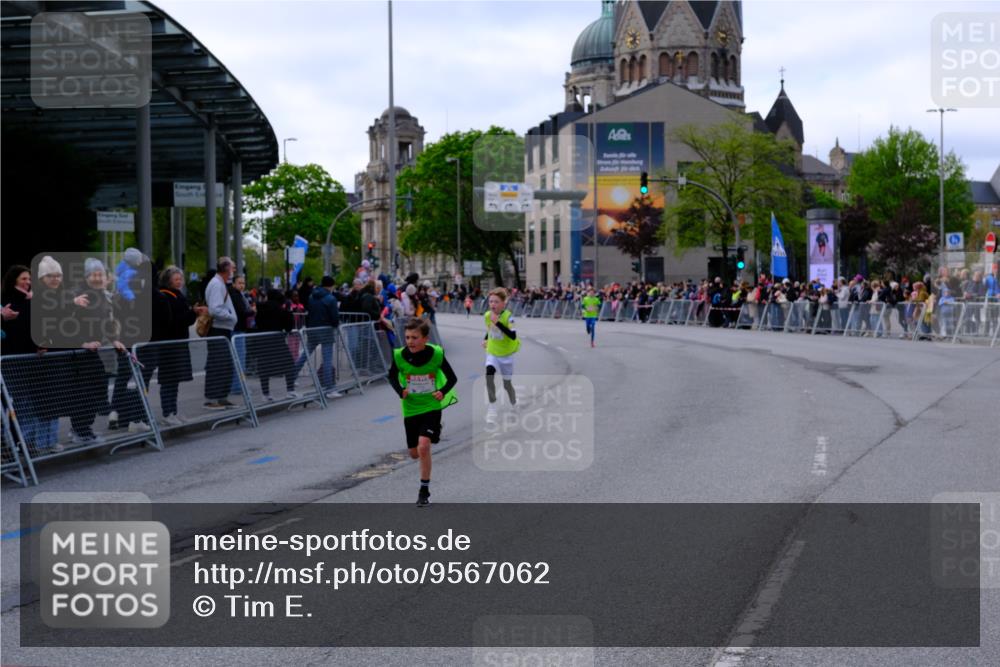25.04.2026 - Das Zehntel Tim E. http://msf.ph/oto/9567062 25.04.2026 08:46:40 Ziel 3188, 3339, 3997 meine-sportfotos.de
