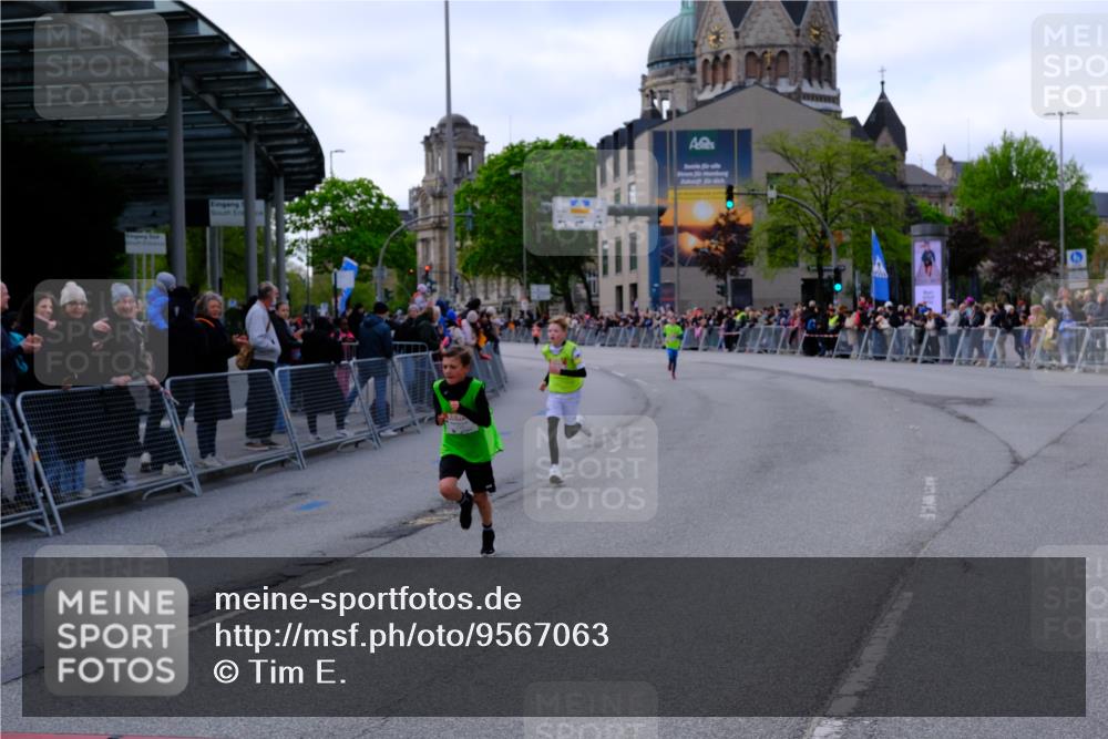 25.04.2026 - Das Zehntel Tim E. http://msf.ph/oto/9567063 25.04.2026 08:46:40 Ziel 3188, 3339, 3997 meine-sportfotos.de
