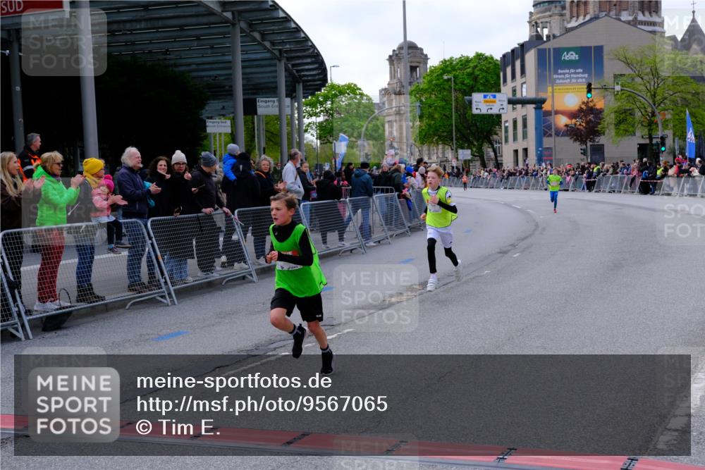 25.04.2026 - Das Zehntel Tim E. http://msf.ph/oto/9567065 25.04.2026 08:46:41 Ziel 3188, 3339, 3997 meine-sportfotos.de