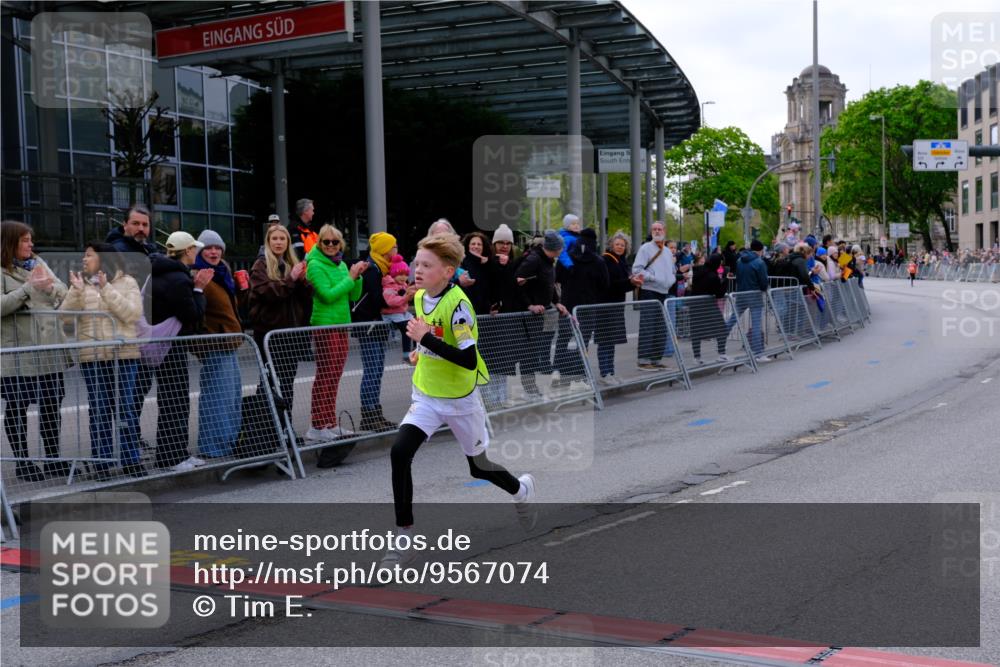 25.04.2026 - Das Zehntel Tim E. http://msf.ph/oto/9567074 25.04.2026 08:46:42 Ziel 3188, 3232, 3339 meine-sportfotos.de