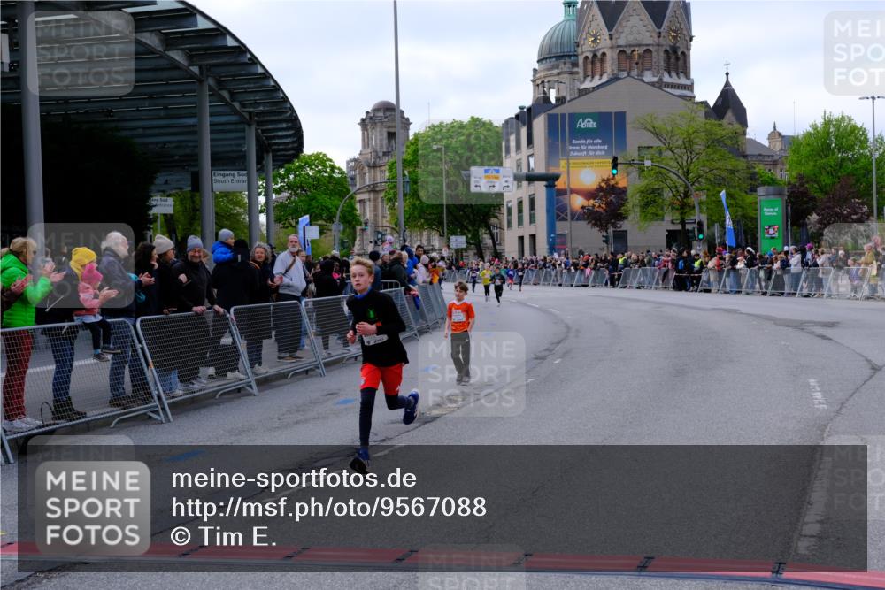 25.04.2026 - Das Zehntel Tim E. http://msf.ph/oto/9567088 25.04.2026 08:47:00 Ziel 1726 meine-sportfotos.de