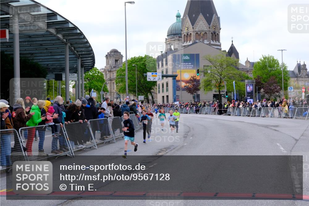 25.04.2026 - Das Zehntel Tim E. http://msf.ph/oto/9567128 25.04.2026 08:47:28 Ziel 1184, 1246, 2005, 2034, 2981, 3402, 4024 meine-sportfotos.de