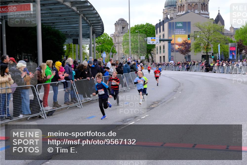 25.04.2026 - Das Zehntel Tim E. http://msf.ph/oto/9567132 25.04.2026 08:47:30 Ziel 1184, 1246, 2005, 2034, 2611, 2981, 3402, 4024 meine-sportfotos.de