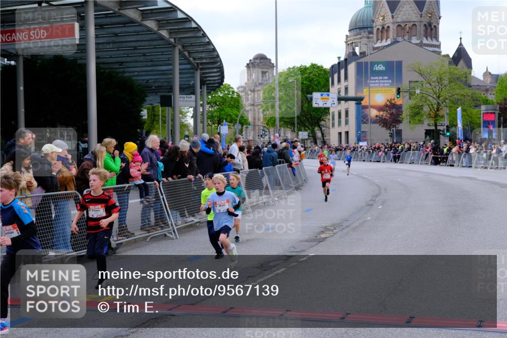 25.04.2026 - Das Zehntel Tim E. http://msf.ph/oto/9567139 25.04.2026 08:47:33 Ziel 1184, 1223, 1246, 2005, 2034, 2611, 2981, 3402, 4022, 4024 meine-sportfotos.de
