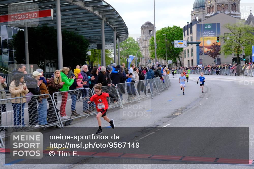 25.04.2026 - Das Zehntel Tim E. http://msf.ph/oto/9567149 25.04.2026 08:47:35 Ziel 1184, 1223, 1246, 2005, 2034, 2611, 2981, 3402, 4022, 4024, 4070 meine-sportfotos.de