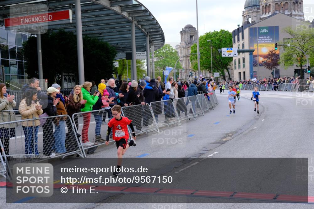 25.04.2026 - Das Zehntel Tim E. http://msf.ph/oto/9567150 25.04.2026 08:47:35 Ziel 1184, 1223, 1246, 2005, 2034, 2611, 2981, 3402, 4022, 4024, 4070 meine-sportfotos.de