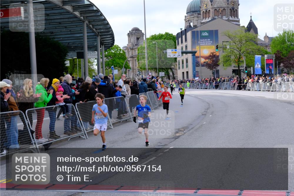 25.04.2026 - Das Zehntel Tim E. http://msf.ph/oto/9567154 25.04.2026 08:47:37 Ziel 1184, 1223, 1246, 2005, 2034, 2611, 2981, 4022, 4024, 4070 meine-sportfotos.de