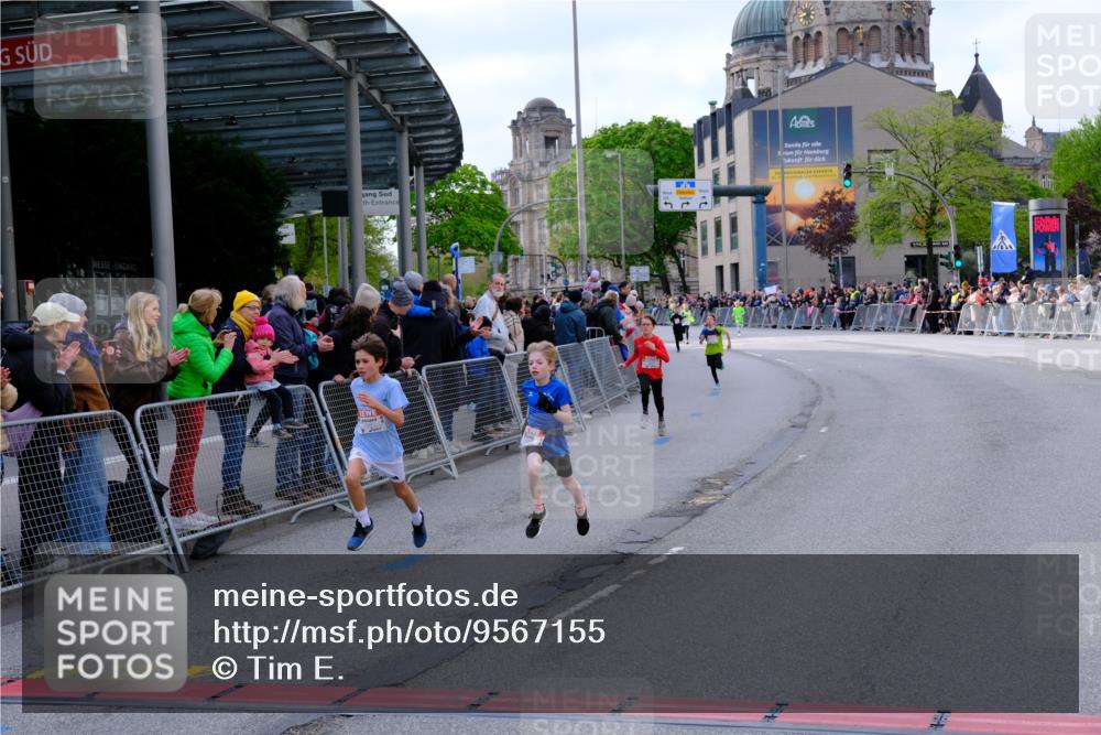 25.04.2026 - Das Zehntel Tim E. http://msf.ph/oto/9567155 25.04.2026 08:47:37 Ziel 1184, 1223, 1246, 2005, 2034, 2611, 2981, 4022, 4024, 4070 meine-sportfotos.de