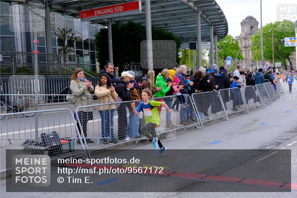 25.04.2026 - Das Zehntel Tim E. http://msf.ph/oto/9567172 25.04.2026 08:47:43 Ziel 1223, 1461, 1474, 4022, 4070 meine-sportfotos.de