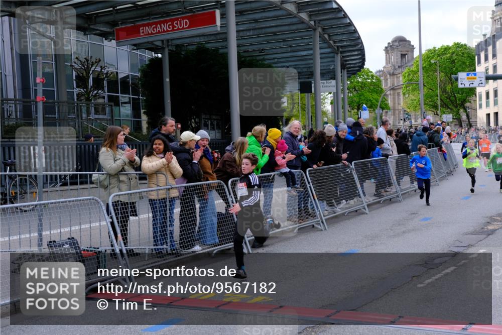 25.04.2026 - Das Zehntel Tim E. http://msf.ph/oto/9567182 25.04.2026 08:47:47 Ziel 1461, 1474, 1519, 1887, 2170, 2174, 2310, 2634, 4070 meine-sportfotos.de