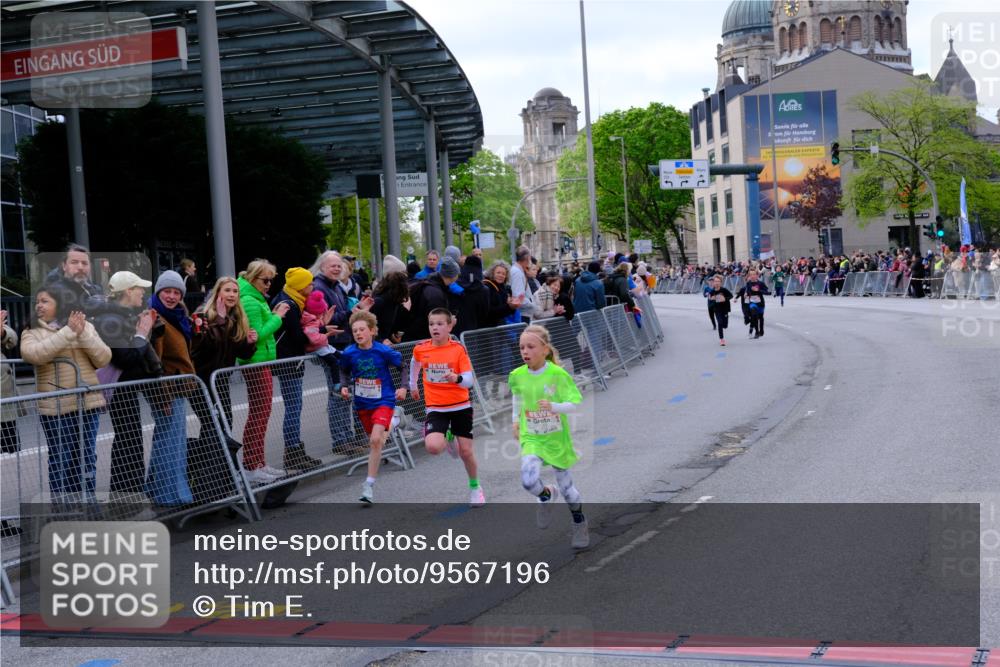 25.04.2026 - Das Zehntel Tim E. http://msf.ph/oto/9567196 25.04.2026 08:47:50 Ziel 1461, 1474, 1519, 1887, 2170, 2174, 2310, 2634, 3104 meine-sportfotos.de
