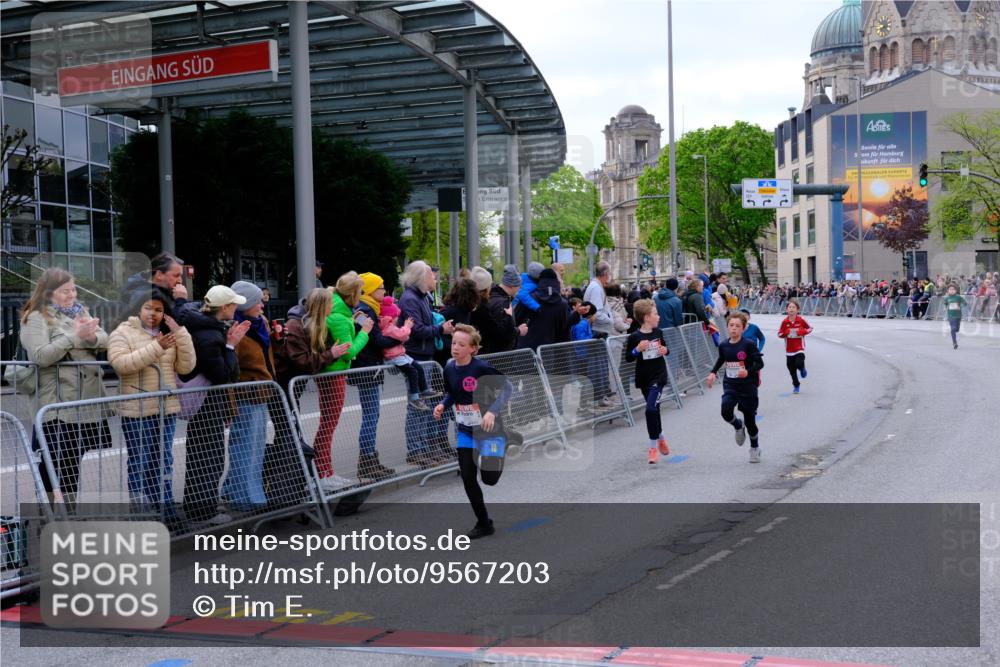 25.04.2026 - Das Zehntel Tim E. http://msf.ph/oto/9567203 25.04.2026 08:47:54 Ziel 1474, 1519, 1887, 2170, 2174, 2310, 2634, 3104, 3107, 3394, 3408, 3410 meine-sportfotos.de