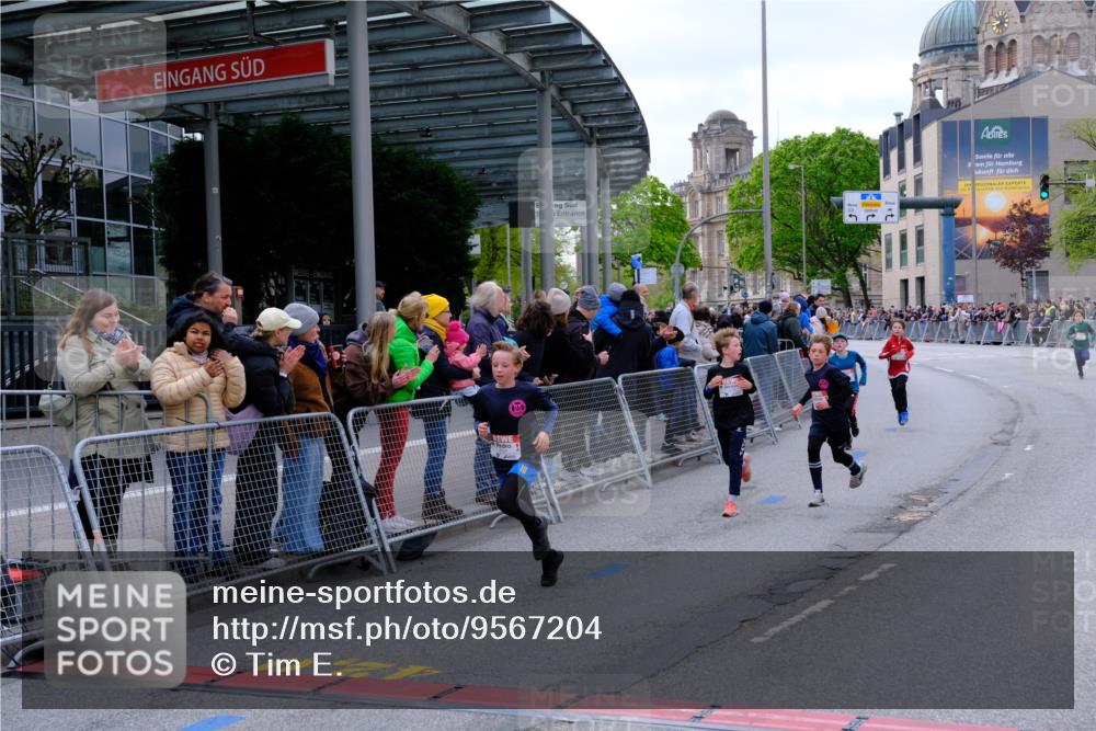 25.04.2026 - Das Zehntel Tim E. http://msf.ph/oto/9567204 25.04.2026 08:47:54 Ziel 1474, 1519, 1887, 2170, 2174, 2310, 2634, 3104, 3107, 3394, 3408, 3410 meine-sportfotos.de