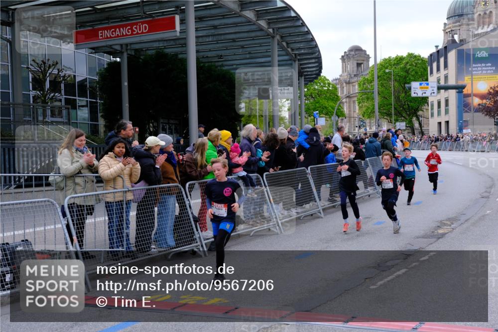 25.04.2026 - Das Zehntel Tim E. http://msf.ph/oto/9567206 25.04.2026 08:47:54 Ziel 1474, 1519, 1887, 2170, 2174, 2310, 2634, 3104, 3107, 3394, 3408, 3410 meine-sportfotos.de