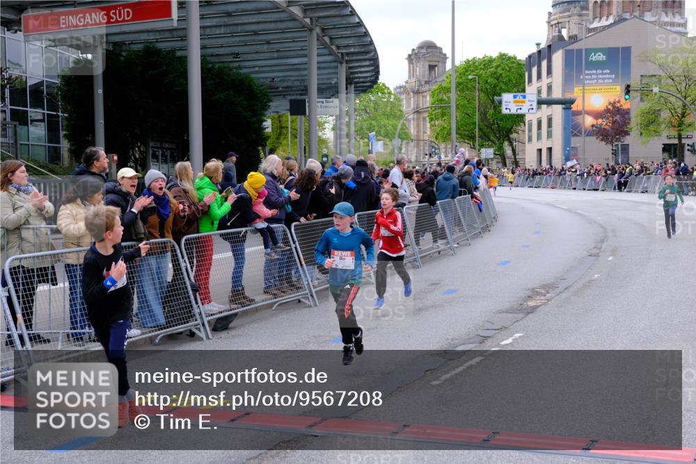 25.04.2026 - Das Zehntel Tim E. http://msf.ph/oto/9567208 25.04.2026 08:47:57 Ziel 1519, 2170, 2174, 3104, 3107, 3394, 3408, 3410, 3580 meine-sportfotos.de