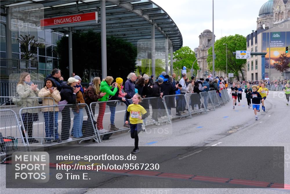 25.04.2026 - Das Zehntel Tim E. http://msf.ph/oto/9567230 25.04.2026 08:48:10 Ziel 1587, 2042, 2053, 2058, 2796, 2815, 3222, 3574, 4063 meine-sportfotos.de