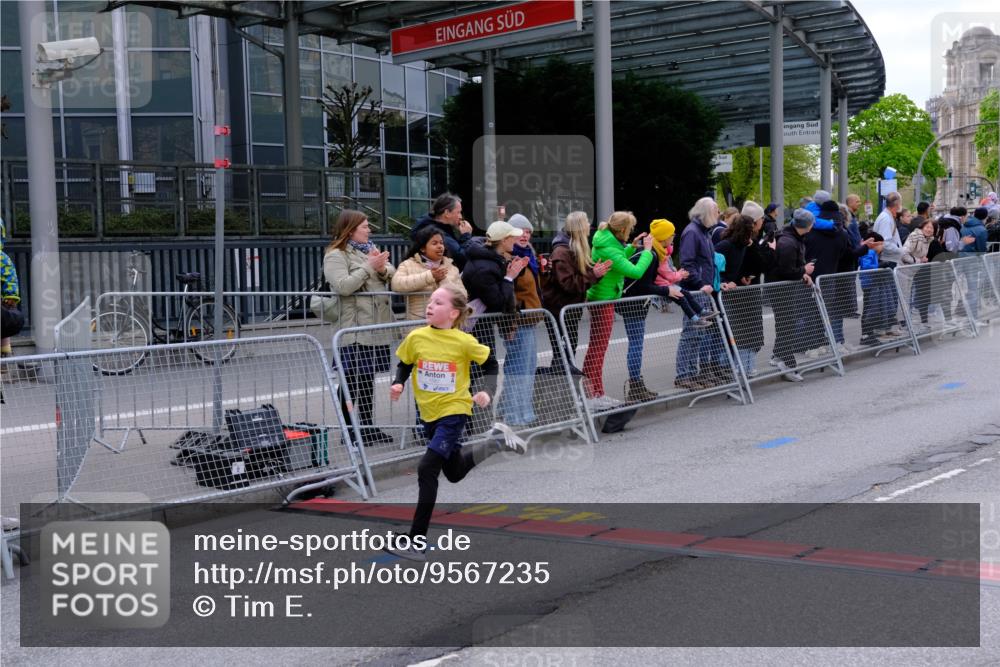 25.04.2026 - Das Zehntel Tim E. http://msf.ph/oto/9567235 25.04.2026 08:48:10 Ziel 1587, 2042, 2053, 2058, 2796, 2815, 3222, 3574, 4063 meine-sportfotos.de