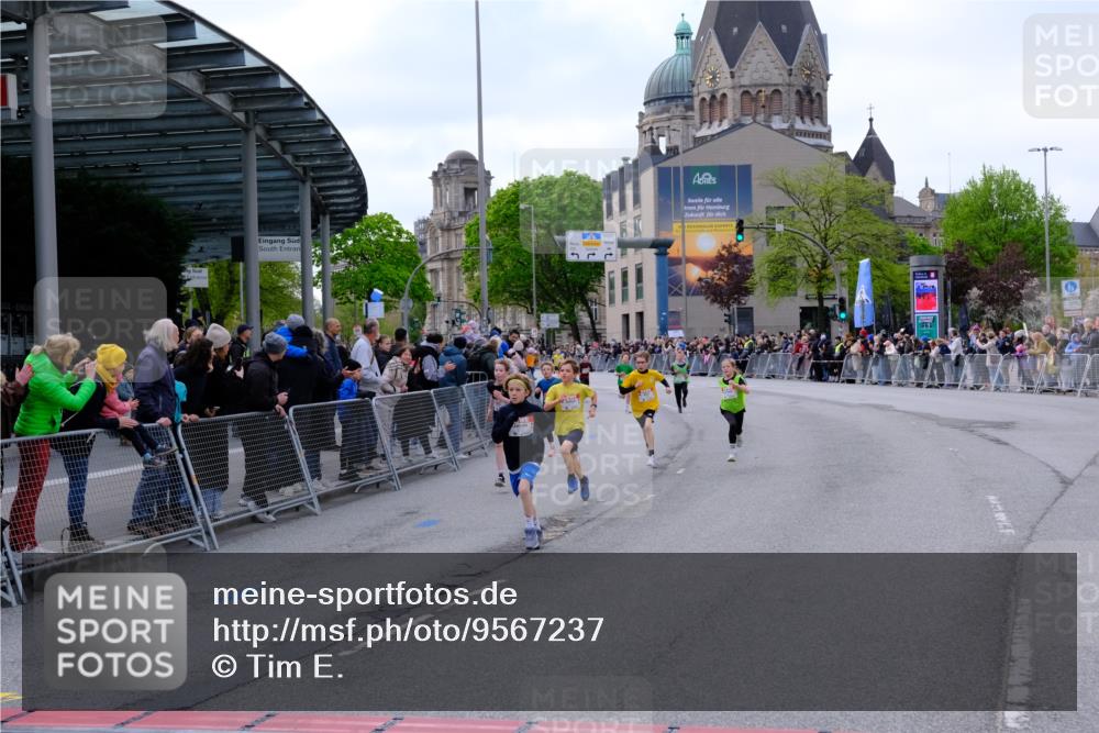 25.04.2026 - Das Zehntel Tim E. http://msf.ph/oto/9567237 25.04.2026 08:48:11 Ziel 1587, 2042, 2053, 2058, 2796, 2815, 3222, 3574, 4063 meine-sportfotos.de
