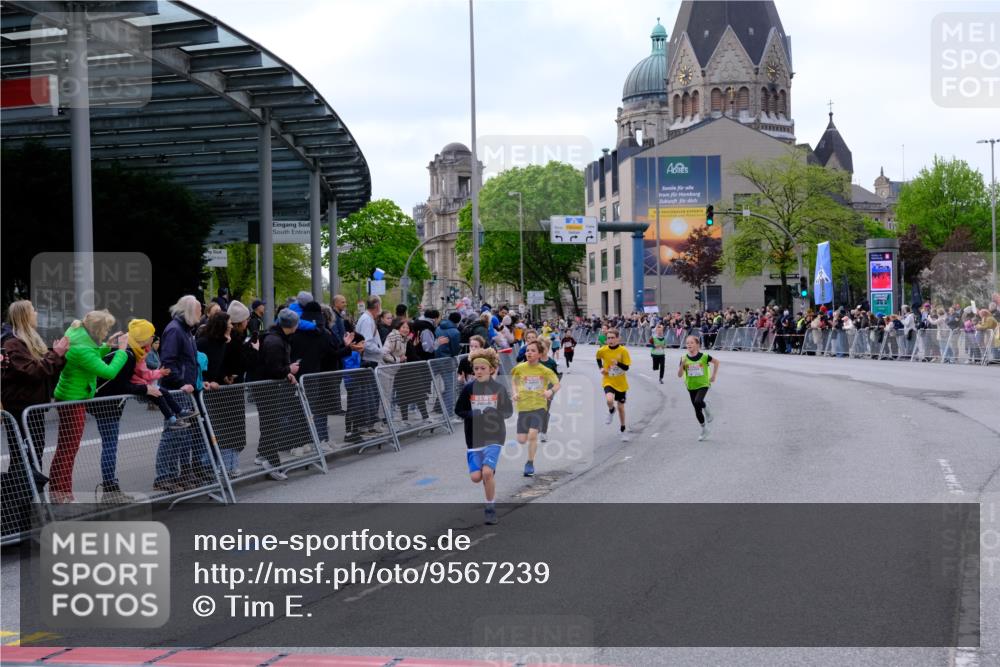 25.04.2026 - Das Zehntel Tim E. http://msf.ph/oto/9567239 25.04.2026 08:48:11 Ziel 1587, 2042, 2053, 2058, 2796, 2815, 3222, 3574, 4063 meine-sportfotos.de