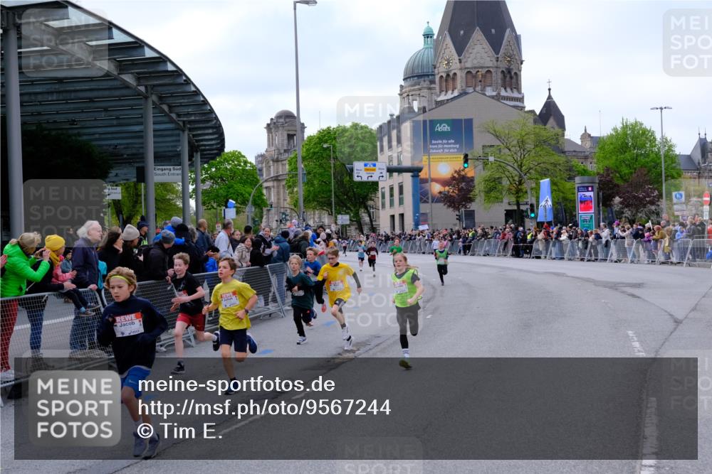 25.04.2026 - Das Zehntel Tim E. http://msf.ph/oto/9567244 25.04.2026 08:48:12 Ziel 1587, 2042, 2053, 2058, 2796, 2815, 3222, 3574, 4063 meine-sportfotos.de