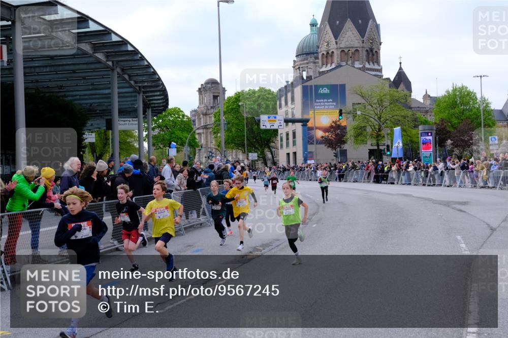 25.04.2026 - Das Zehntel Tim E. http://msf.ph/oto/9567245 25.04.2026 08:48:12 Ziel 1587, 2042, 2053, 2058, 2796, 2815, 3222, 3574, 4063 meine-sportfotos.de