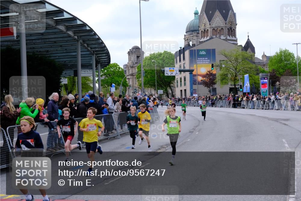 25.04.2026 - Das Zehntel Tim E. http://msf.ph/oto/9567247 25.04.2026 08:48:13 Ziel 1587, 1696, 2042, 2053, 2058, 2796, 2815, 3222, 3302, 3574, 4063 meine-sportfotos.de