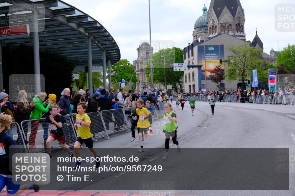 25.04.2026 - Das Zehntel Tim E. http://msf.ph/oto/9567249 25.04.2026 08:48:13 Ziel 1587, 1696, 2042, 2053, 2058, 2796, 2815, 3222, 3302, 3574, 4063 meine-sportfotos.de