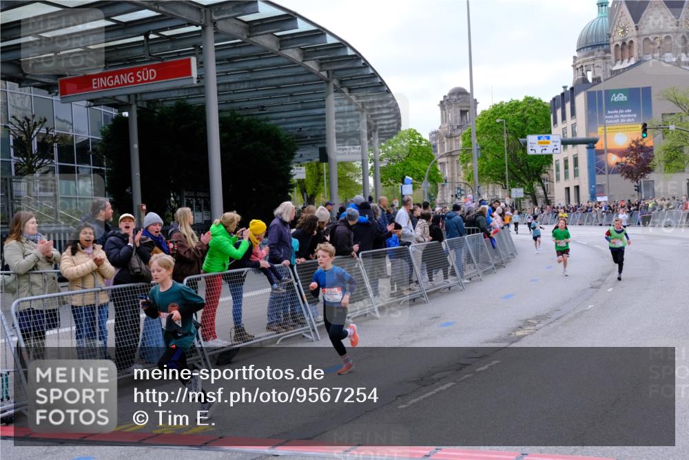 25.04.2026 - Das Zehntel Tim E. http://msf.ph/oto/9567254 25.04.2026 08:48:15 Ziel 1587, 1696, 2042, 2053, 2058, 2796, 2815, 3222, 3302, 3574, 3699, 4063 meine-sportfotos.de
