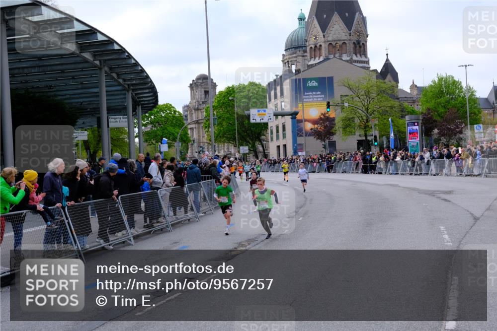 25.04.2026 - Das Zehntel Tim E. http://msf.ph/oto/9567257 25.04.2026 08:48:16 Ziel 1587, 1696, 2042, 2053, 2058, 2796, 2815, 3222, 3302, 3574, 3699, 4063 meine-sportfotos.de