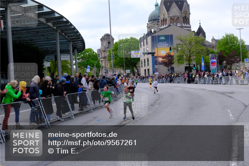 25.04.2026 - Das Zehntel Tim E. http://msf.ph/oto/9567261 25.04.2026 08:48:17 Ziel 1587, 1696, 2042, 2053, 2058, 2173, 2815, 3222, 3302, 3567, 3574, 3699, 4063 meine-sportfotos.de