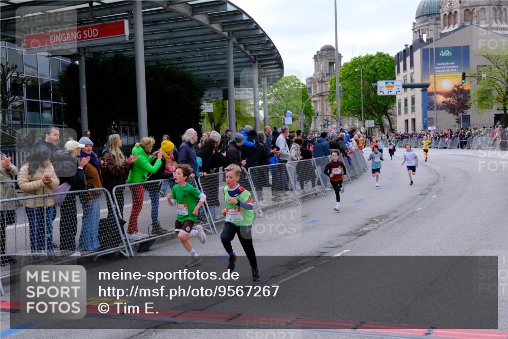 25.04.2026 - Das Zehntel Tim E. http://msf.ph/oto/9567267 25.04.2026 08:48:18 Ziel 1696, 2042, 2053, 2058, 2173, 2815, 3222, 3302, 3567, 3574, 3699, 4063 meine-sportfotos.de
