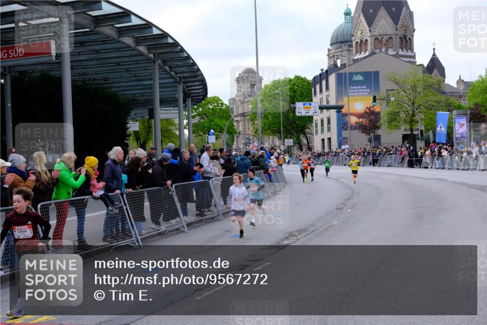 25.04.2026 - Das Zehntel Tim E. http://msf.ph/oto/9567272 25.04.2026 08:48:20 Ziel 1696, 2042, 2053, 2058, 2173, 2777, 2815, 3222, 3302, 3567, 3574, 3699, 4063 meine-sportfotos.de