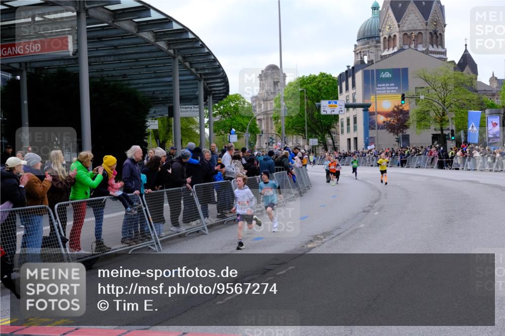 25.04.2026 - Das Zehntel Tim E. http://msf.ph/oto/9567274 25.04.2026 08:48:20 Ziel 1696, 2042, 2053, 2058, 2173, 2777, 2815, 3222, 3302, 3567, 3574, 3699, 4063 meine-sportfotos.de