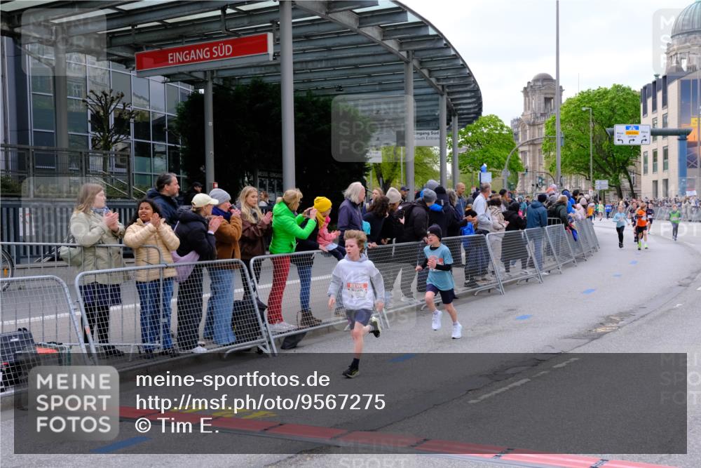 25.04.2026 - Das Zehntel Tim E. http://msf.ph/oto/9567275 25.04.2026 08:48:21 Ziel 1696, 2042, 2058, 2173, 2777, 3302, 3567, 3699, 4063 meine-sportfotos.de