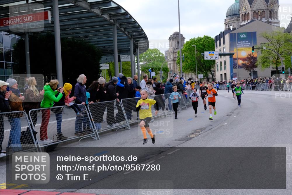 25.04.2026 - Das Zehntel Tim E. http://msf.ph/oto/9567280 25.04.2026 08:48:25 Ziel 1696, 1788, 1794, 2173, 2777, 3123, 3302, 3328, 3567, 3699, 3957 meine-sportfotos.de
