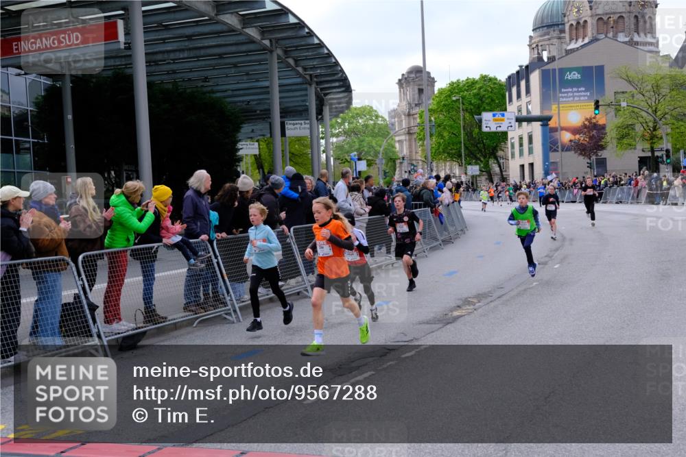 25.04.2026 - Das Zehntel Tim E. http://msf.ph/oto/9567288 25.04.2026 08:48:27 Ziel 1788, 1794, 1858, 2173, 2777, 3123, 3328, 3567, 3672, 3699, 3957 meine-sportfotos.de
