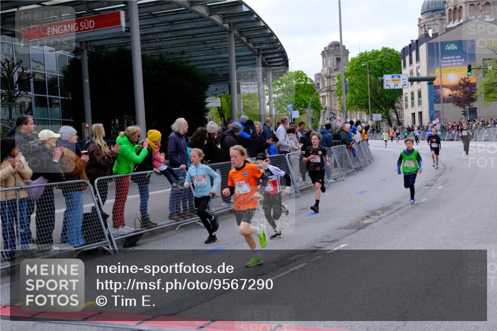 25.04.2026 - Das Zehntel Tim E. http://msf.ph/oto/9567290 25.04.2026 08:48:27 Ziel 1788, 1794, 1858, 2173, 2777, 3123, 3328, 3567, 3672, 3699, 3957 meine-sportfotos.de