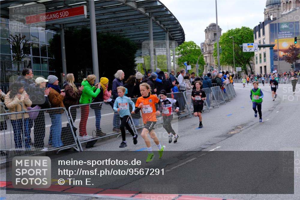25.04.2026 - Das Zehntel Tim E. http://msf.ph/oto/9567291 25.04.2026 08:48:27 Ziel 1788, 1794, 1858, 2173, 2777, 3123, 3328, 3567, 3672, 3699, 3957 meine-sportfotos.de