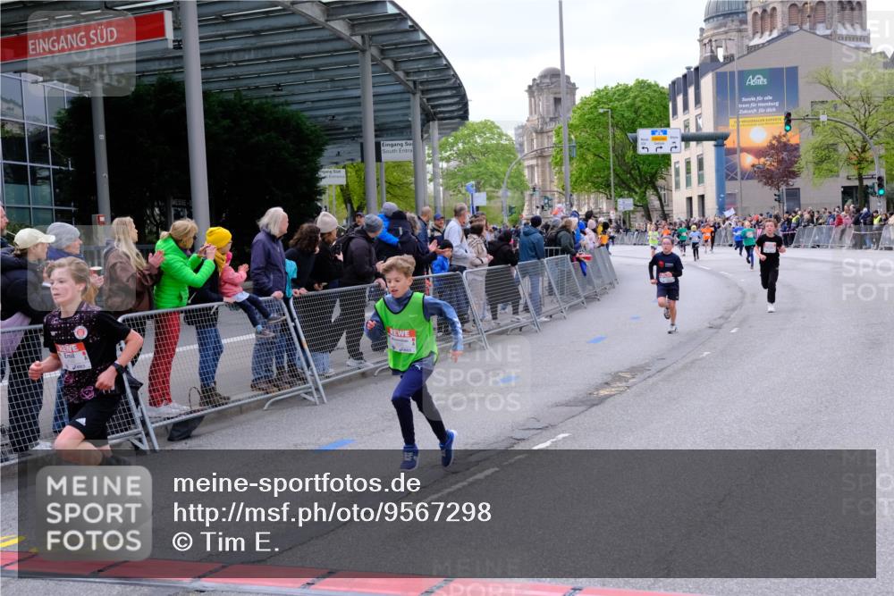 25.04.2026 - Das Zehntel Tim E. http://msf.ph/oto/9567298 25.04.2026 08:48:29 Ziel 1788, 1794, 1858, 2173, 2777, 3123, 3328, 3567, 3672, 3957 meine-sportfotos.de