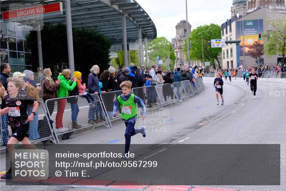 25.04.2026 - Das Zehntel Tim E. http://msf.ph/oto/9567299 25.04.2026 08:48:29 Ziel 1788, 1794, 1858, 2173, 2777, 3123, 3328, 3567, 3672, 3957 meine-sportfotos.de