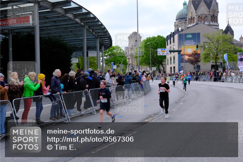 25.04.2026 - Das Zehntel Tim E. http://msf.ph/oto/9567306 25.04.2026 08:48:31 Ziel 1788, 1794, 1858, 2777, 3123, 3328, 3672, 3957 meine-sportfotos.de