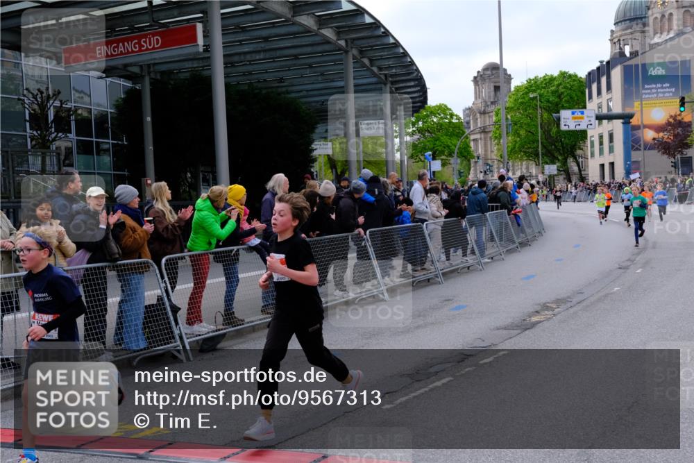 25.04.2026 - Das Zehntel Tim E. http://msf.ph/oto/9567313 25.04.2026 08:48:32 Ziel 1788, 1794, 1858, 2502, 2777, 3123, 3328, 3672, 3957 meine-sportfotos.de