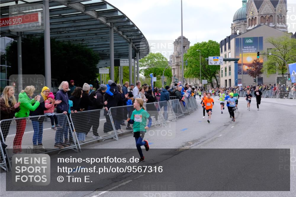 25.04.2026 - Das Zehntel Tim E. http://msf.ph/oto/9567316 25.04.2026 08:48:36 Ziel 1194, 1727, 1858, 2153, 2502, 3123, 3238, 3328, 3602, 3608, 3672 meine-sportfotos.de
