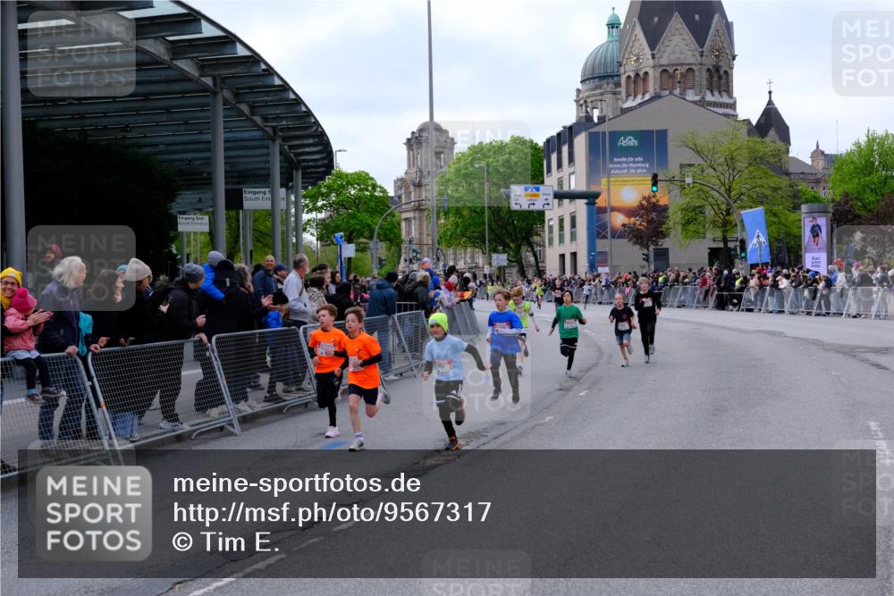 25.04.2026 - Das Zehntel Tim E. http://msf.ph/oto/9567317 25.04.2026 08:48:38 Ziel 1194, 1727, 1858, 2153, 2502, 3043, 3238, 3602, 3608, 3670, 3672 meine-sportfotos.de