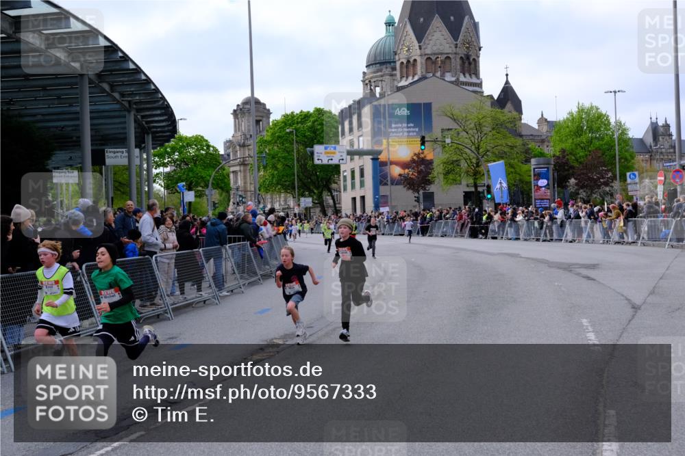 25.04.2026 - Das Zehntel Tim E. http://msf.ph/oto/9567333 25.04.2026 08:48:40 Ziel 1194, 1727, 2153, 2502, 3043, 3238, 3602, 3608, 3670 meine-sportfotos.de