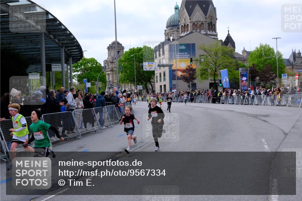 25.04.2026 - Das Zehntel Tim E. http://msf.ph/oto/9567334 25.04.2026 08:48:40 Ziel 1194, 1727, 2153, 2502, 3043, 3238, 3602, 3608, 3670 meine-sportfotos.de