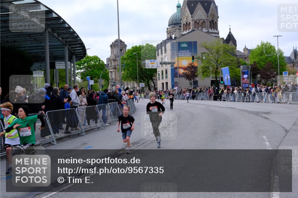 25.04.2026 - Das Zehntel Tim E. http://msf.ph/oto/9567335 25.04.2026 08:48:40 Ziel 1194, 1727, 2153, 2502, 3043, 3238, 3602, 3608, 3670 meine-sportfotos.de