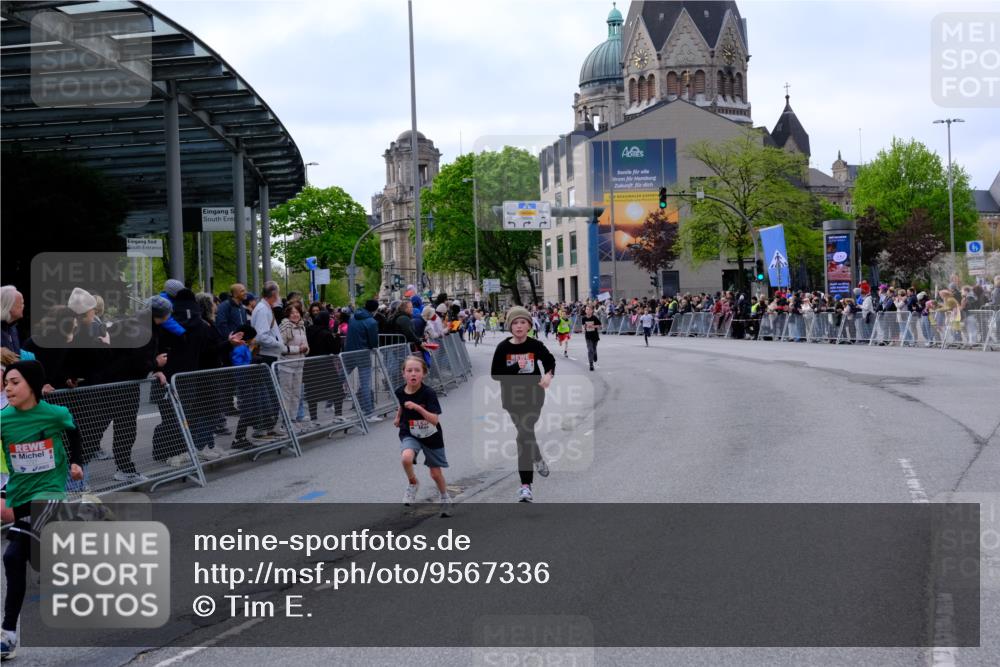 25.04.2026 - Das Zehntel Tim E. http://msf.ph/oto/9567336 25.04.2026 08:48:40 Ziel 1194, 1727, 2153, 2502, 3043, 3238, 3602, 3608, 3670 meine-sportfotos.de