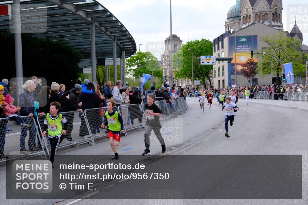 25.04.2026 - Das Zehntel Tim E. http://msf.ph/oto/9567350 25.04.2026 08:48:46 Ziel 1194, 1727, 2153, 2993, 3043, 3223, 3238, 3252, 3551, 3563, 3602, 3608, 3670 meine-sportfotos.de