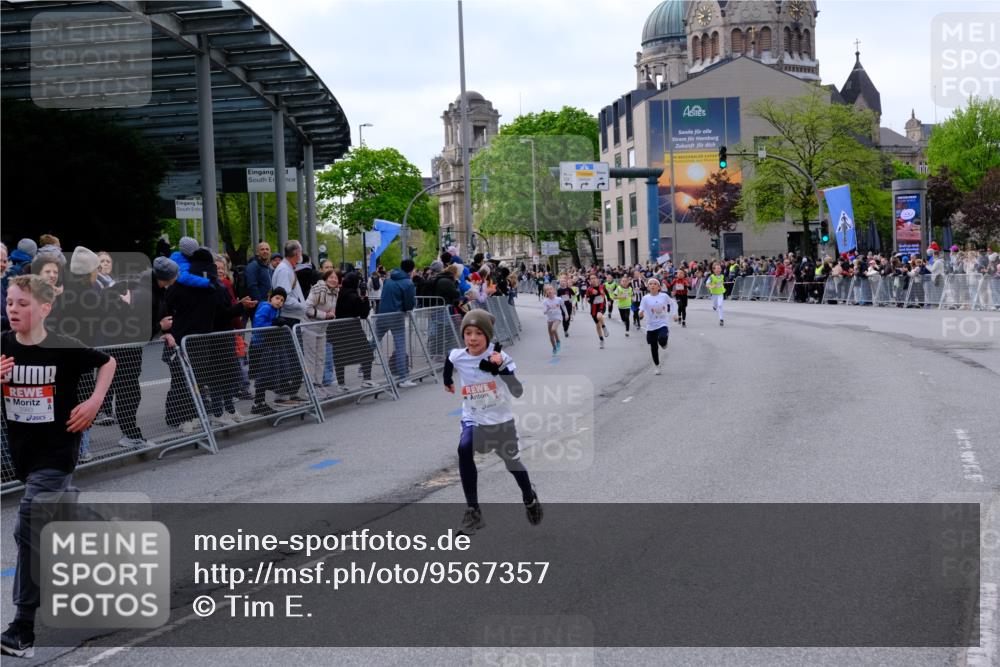 25.04.2026 - Das Zehntel Tim E. http://msf.ph/oto/9567357 25.04.2026 08:48:47 Ziel 1727, 2153, 2993, 3043, 3223, 3238, 3252, 3551, 3563, 3670 meine-sportfotos.de
